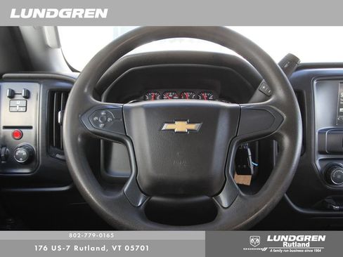 Used 2018 Chevrolet Silverado 2500 W/T w/ WT Convenience Package AWD/4WD image 5