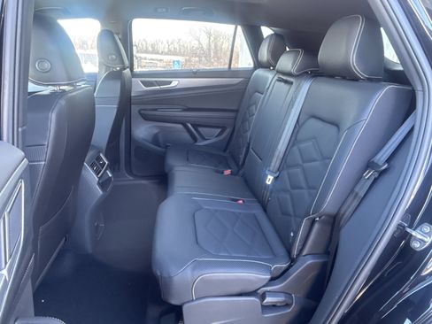 New 2026 Volkswagen Atlas Cross Sport SE AWD/4WD image 24