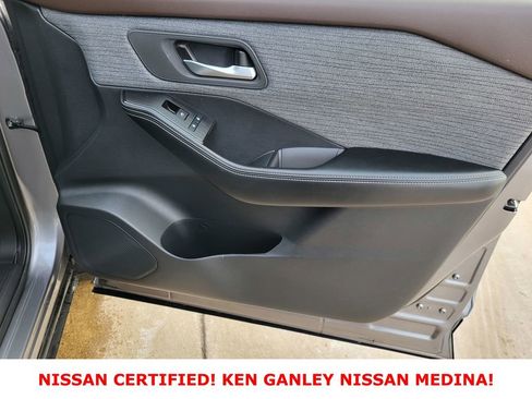 Certified 2023 Nissan Rogue SV image 50