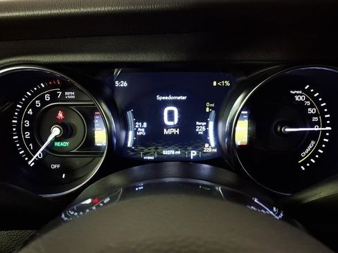 Used 2022 Jeep Wrangler Unlimited Sahara w/ Cold Weather Group image 19