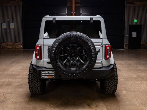 Used 2026 Ford Bronco Outer Banks image 8