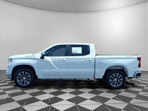 Used 2023 Chevrolet Silverado 1500 LT AWD/4WD image 22