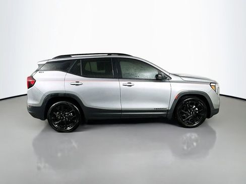 Used 2023 GMC Terrain SLT w/ Tech Package FWD image 7