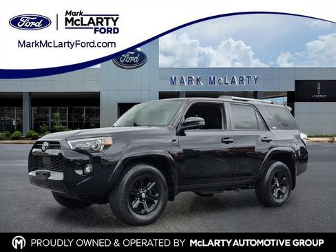 Used 2021 Toyota 4Runner SR5 RWD image 1