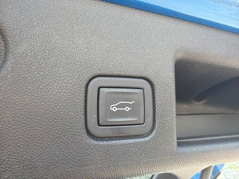 Used 2024 Chevrolet Equinox LT AWD/4WD image 9