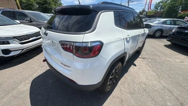 Used 2021 Jeep Compass Trailhawk AWD/4WD image 3
