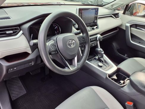Used 2019 Toyota RAV4 Limited w/ All Weather Liner Package image 13