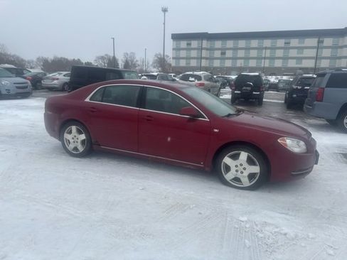 Used 2008 Chevrolet Malibu LT w/ HFV6 Engine Package image 2