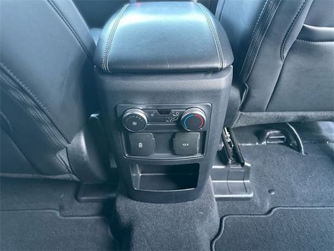 Certified 2021 Ford Explorer XLT w/ Equipment Group 202A image 23