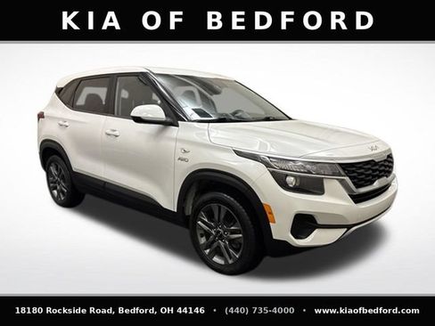 Certified 2023 Kia Seltos LX AWD/4WD image 3