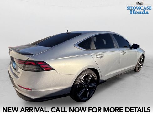 Used 2024 Honda Accord Sport image 5