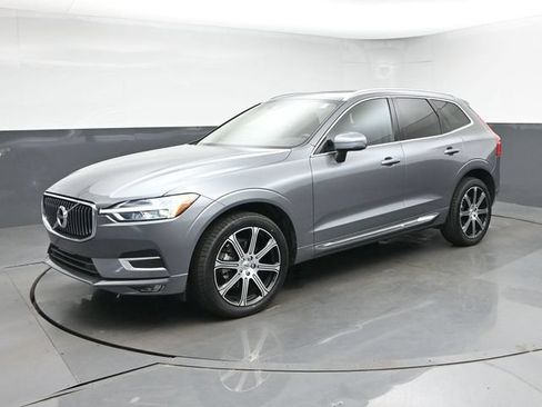 Used 2021 Volvo XC60 T5 Inscription w/ Protection Package Premier FWD image 4
