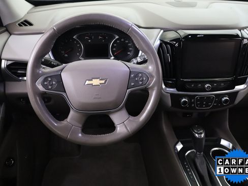 Used 2018 Chevrolet Traverse LT w/ LPO, Floor Liner Package FWD image 18