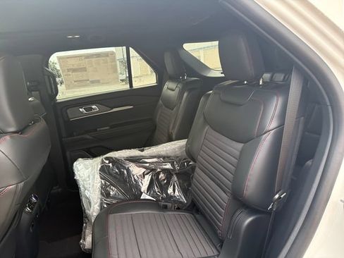 New 2026 Ford Explorer ST-Line AWD/4WD image 27