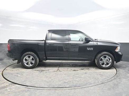 Used 2018 RAM 1500 Express w/ Express Value Package image 8