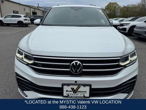 Certified 2023 Volkswagen Tiguan SEL R-Line AWD/4WD image 2