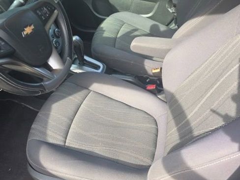 Used 2014 Chevrolet Sonic LT FWD image 23