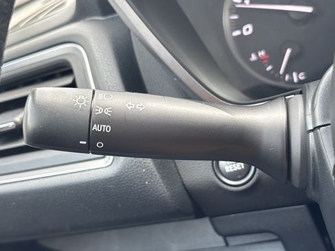 Used 2023 Subaru Ascent Premium AWD/4WD image 28
