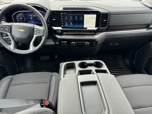 New 2026 Chevrolet Silverado 1500 LT image 17