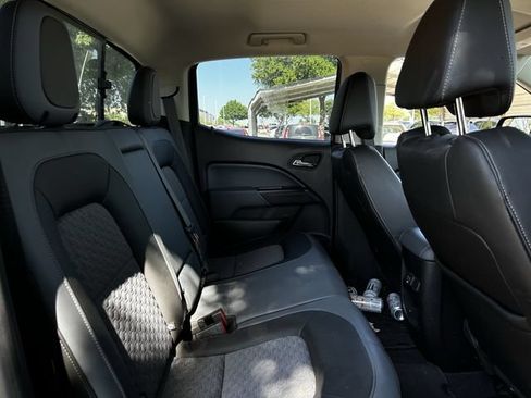 Used 2019 Chevrolet Colorado Z71 AWD/4WD image 28
