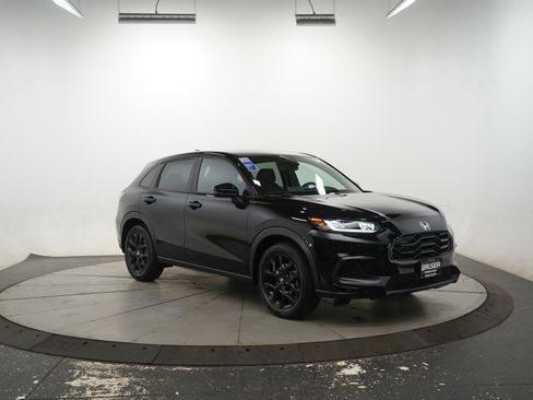 Used 2024 Honda HR-V Sport image 16