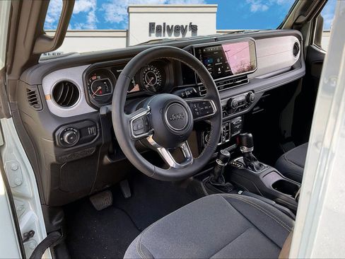 Certified 2024 Jeep Wrangler Sahara image 13