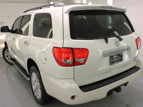 Used 2012 Toyota Sequoia Platinum AWD/4WD image 32