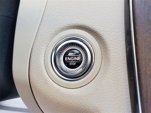 Used 2021 Mercedes-Benz C 300 4MATIC Sedan image 20