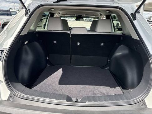 Used 2023 Toyota Corolla Cross L FWD image 13