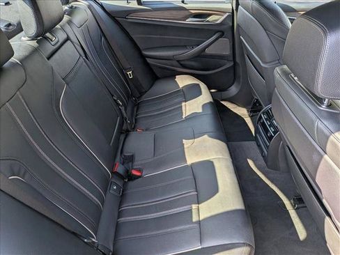 Used 2018 BMW 540i RWD image 21