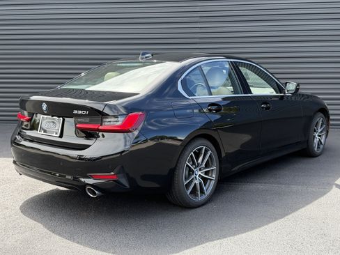 Used 2020 BMW 330i Sedan w/ Driving Assistance Package RWD image 9