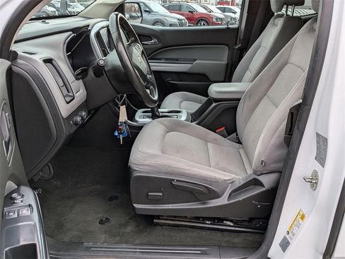 Used 2015 Chevrolet Colorado LT image 11