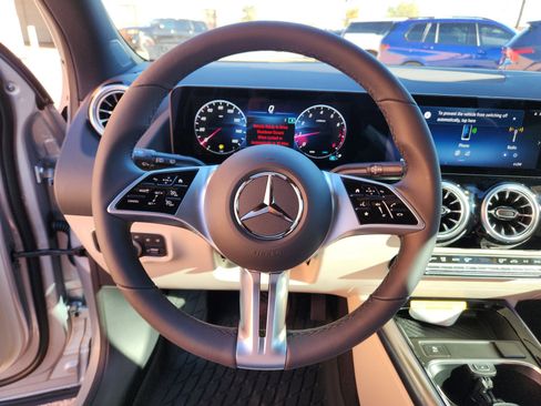 New 2025 Mercedes-Benz GLA 250 GLA 250 image 21