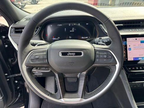 New 2026 Jeep Grand Cherokee Limited w/ Limited Altitude Package image 17