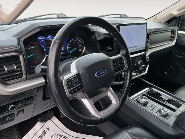 Used 2024 Ford Expedition XLT AWD/4WD image 10