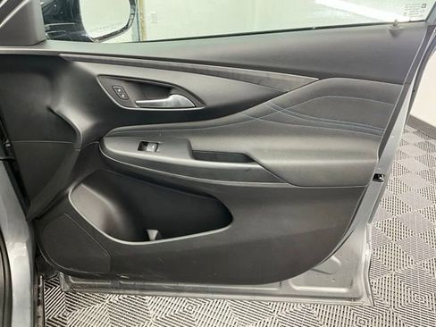 Used 2025 Buick Envista Sport Touring FWD image 12