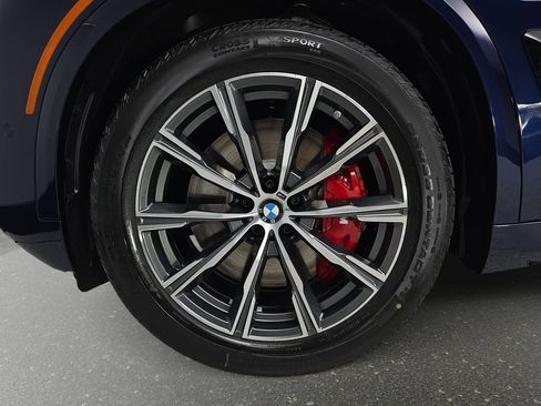 New 2026 BMW X5 xDrive50e w/ Executive Package image 32