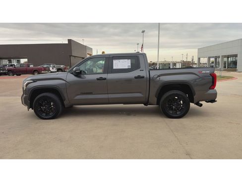 Used 2023 Toyota Tundra SR5 image 5