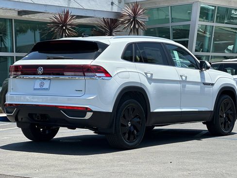 New 2026 Volkswagen Atlas Cross Sport SE AWD/4WD image 5