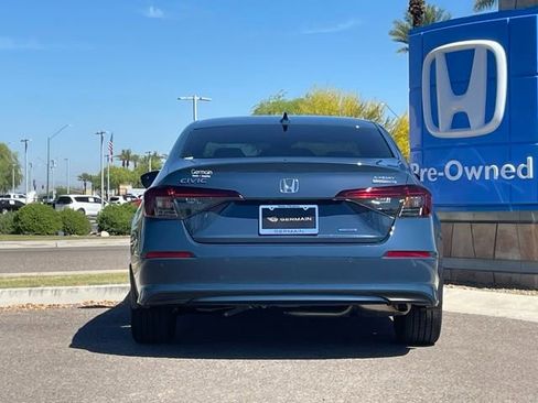 Used 2025 Honda Civic Sport image 6