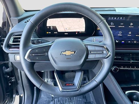 Used 2026 Chevrolet Traverse Z71 w/ Driver Confidence Package AWD/4WD image 11