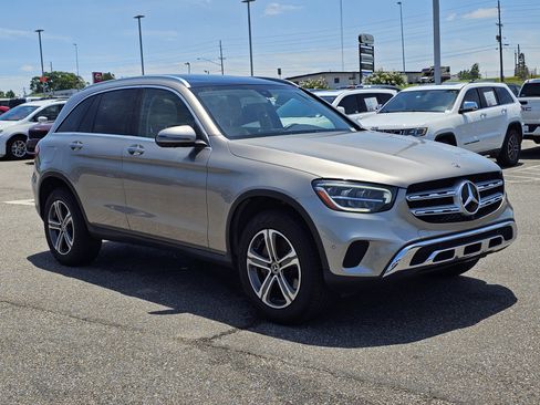 Used 2020 Mercedes-Benz GLC 300 image 5