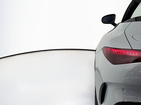 New 2025 Mercedes-Benz SL 63 AMG S e Performance 4MATIC image 15