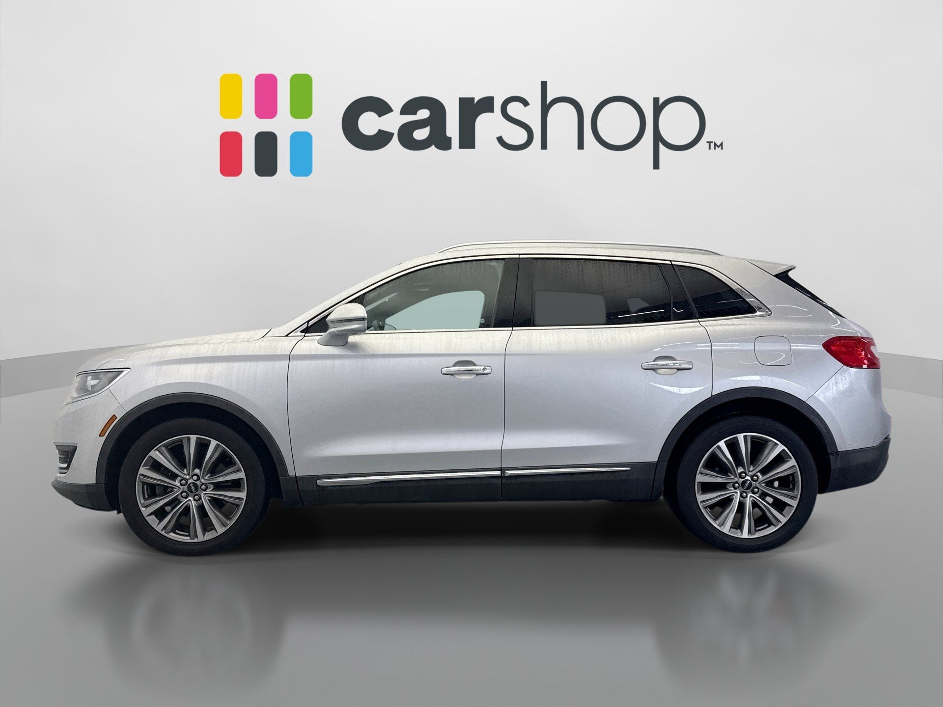 Used 2018 Lincoln MKX Reserve AWD/4WD image 2