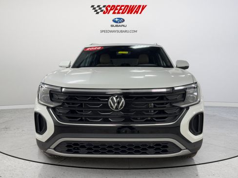 New 2026 Volkswagen Atlas Cross Sport SE AWD/4WD image 2