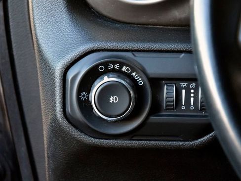 Used 2020 Jeep Wrangler Unlimited Sport S image 26