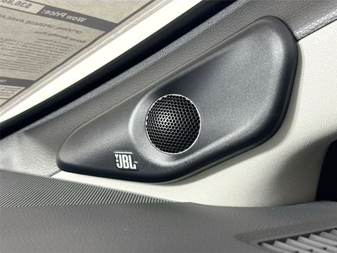 Certified 2024 Toyota Prius Limited image 31