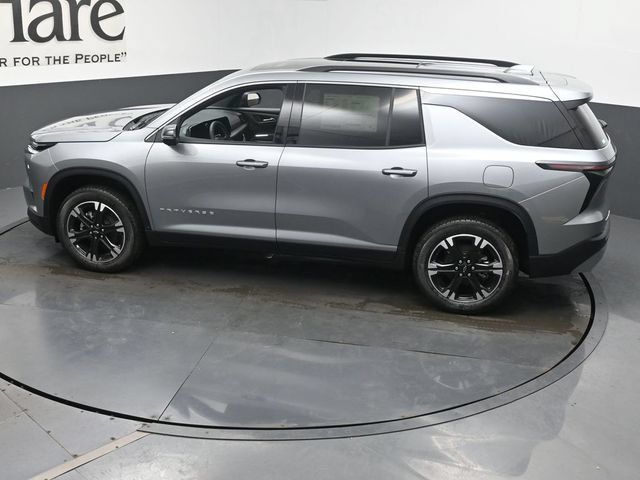 New 2027 Chevrolet Traverse LT w/ Sun and Wheel Package FWD image 22
