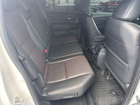 Used 2022 Honda Ridgeline Black Edition image 18