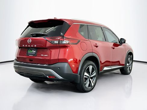 Used 2023 Nissan Rogue SL AWD/4WD image 9